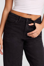 Ella Curvy High Rise Baggy Jeans thumbnail 3