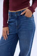 Super High Rise Flowfinity Wide Leg Jeans thumbnail 3