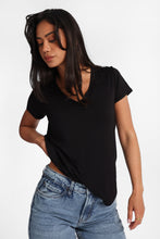 T-shirt décontracté à col ras du cou manches courtes thumbnail 1