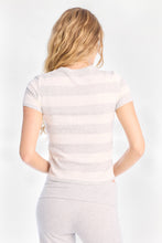 T-shirt en tricot côtelé à rayures thumbnail 4