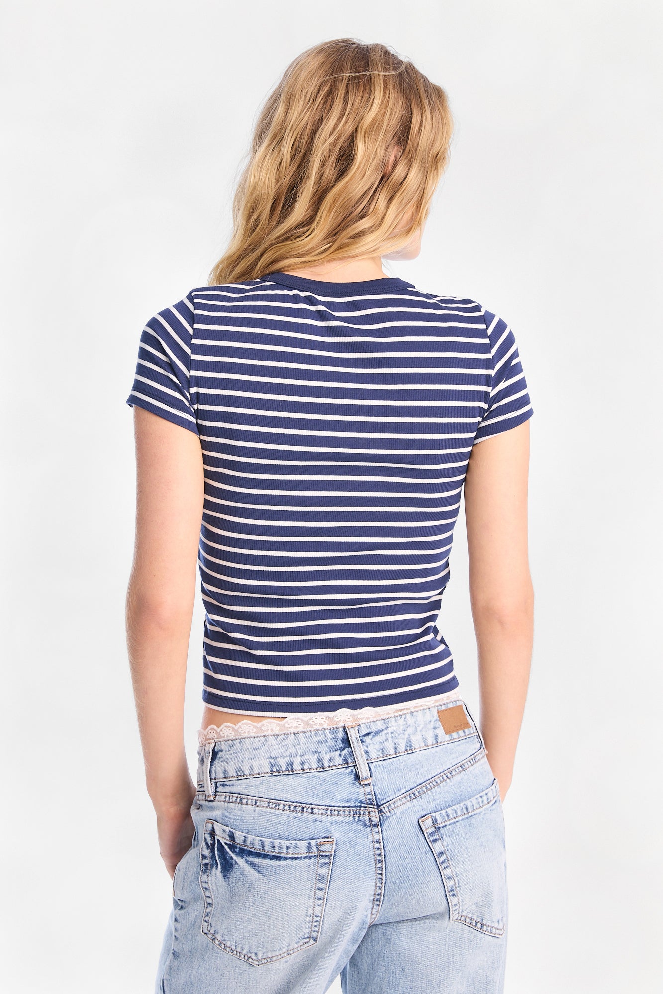 Short Sleeve Crew Neck Relaxed Tee