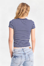 T-shirt décontracté à col ras du cou manches courtes thumbnail 7