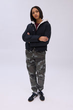 Cropped Hooded Puffer Jacket thumbnail 3