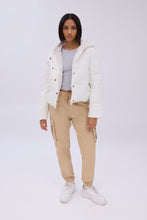 Cropped Hooded Puffer Jacket thumbnail 7