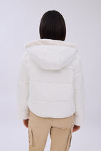 Cropped Hooded Puffer Jacket thumbnail 9