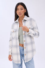 Veste-Chemise coupe garçonne boutonnée thumbnail 6