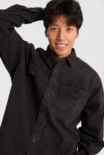 Chemise en denim à manches longues décontractée boutonnée thumbnail 3