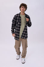 North Western 2 Pocket Plaid Flannel Overshirt thumbnail 4