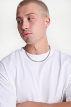 T-shirt surdimensionné à col ras du cou en tricot épais thumbnail 11