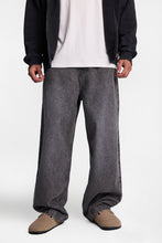 Skater Jeans thumbnail 1