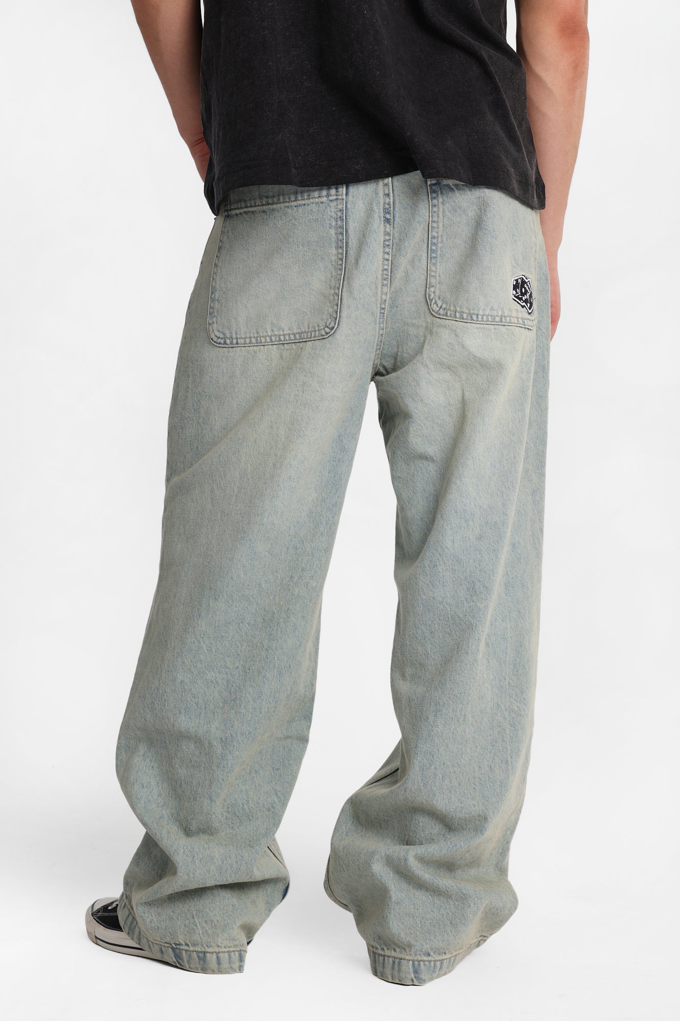 Embroidered Dice Ultra-Baggy Jeans – Bluenotes