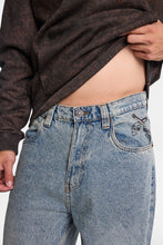 Embroidered Ultra-Baggy Jeans thumbnail 4