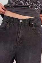 Wings Print Ultra-Baggy Jeans thumbnail 2