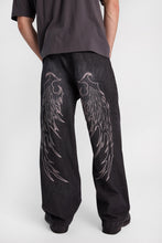 Wings Print Ultra-Baggy Jeans thumbnail 3