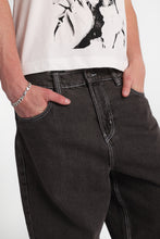 Skater Jeans thumbnail 2