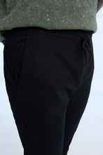 Jogger mince en sergé thumbnail 3