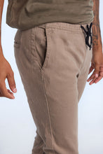 Jogger mince en sergé thumbnail 39