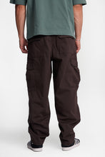 Pantalon de planchiste ample cargo décontracté en sergé thumbnail 8