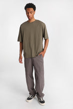 Pantalon en sergé ample en coupe Skateur à poches cargo camouflage thumbnail 9