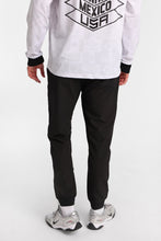 Traveler Joggers thumbnail 4