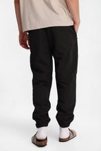 Zipped Pockets Traveler Jogger thumbnail 4