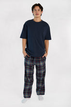 Pantalon pyjama classique à carreaux thumbnail 4