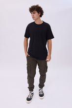 Basic Relaxed Pocket Crew Neck Tee thumbnail 9