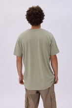 Basic Relaxed Pocket Crew Neck Tee thumbnail 15