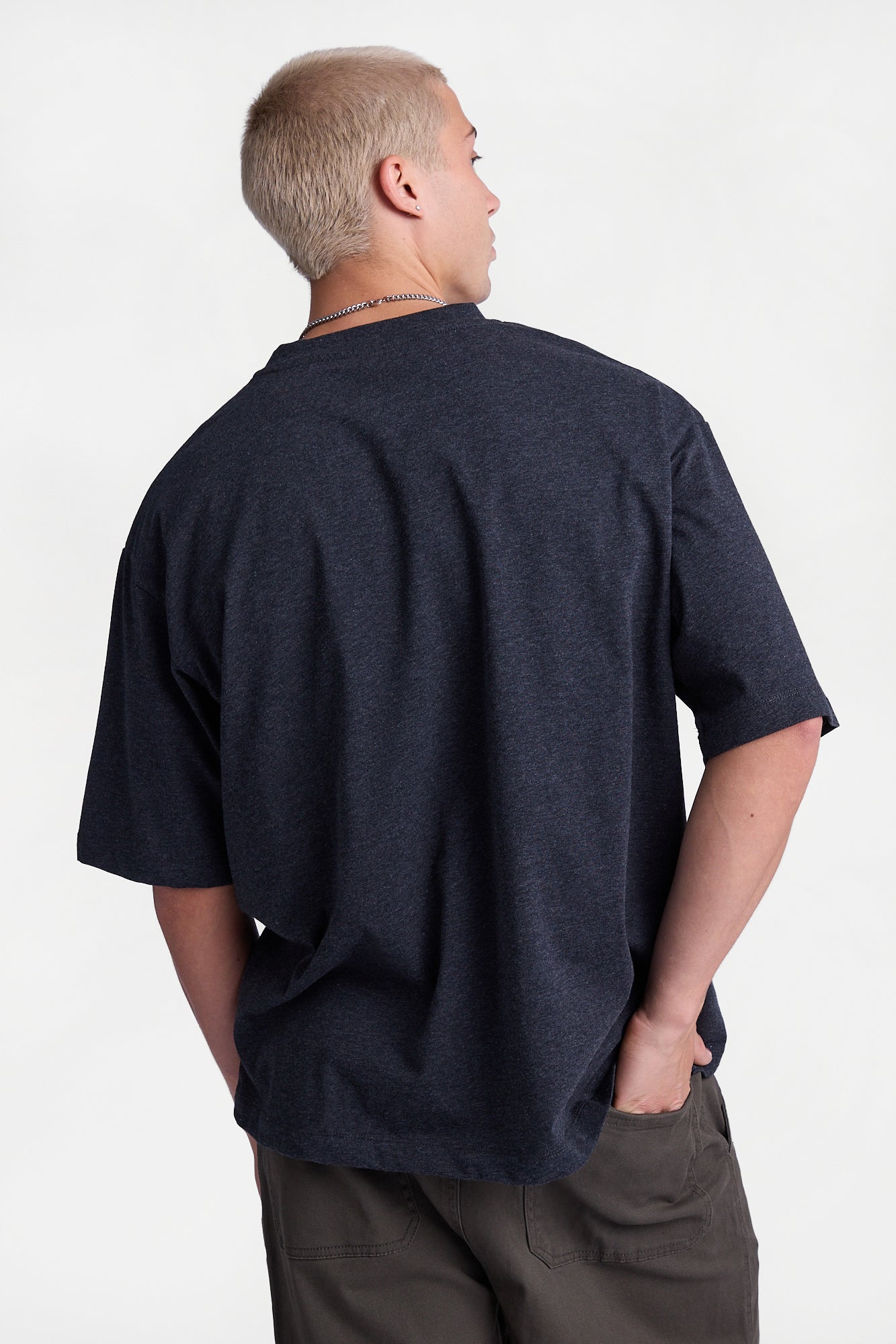 T-shirt haut de gamme surdimensionné à col ras du cou