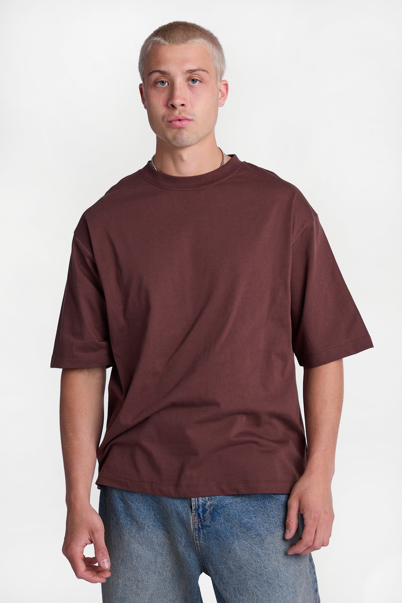 T-shirt haut de gamme surdimensionné à col ras du cou