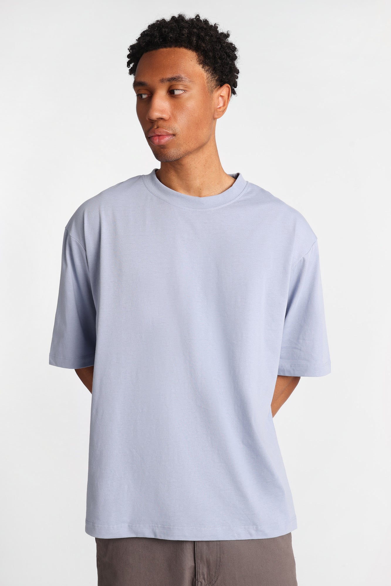 T-shirt haut de gamme surdimensionné à col ras du cou