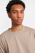 T-shirt haut de gamme coupe surdimensionné à col ras du cou North Western thumbnail 18