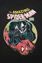 T-shirt surdimensionné imprimé graphique The Amazing Spider-Man Venom Is Back thumbnail 2