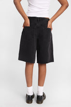 Short en jean coupe ample Dad mi-taille thumbnail 2