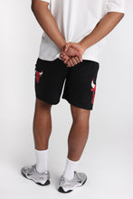 Short de sport en maille aérée imprimé Chicago Bulls thumbnail 3
