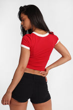 T-shirt ajusté en tricot côtelé à bord contrastant imprimé Coca-Cola Since 1886 thumbnail 3