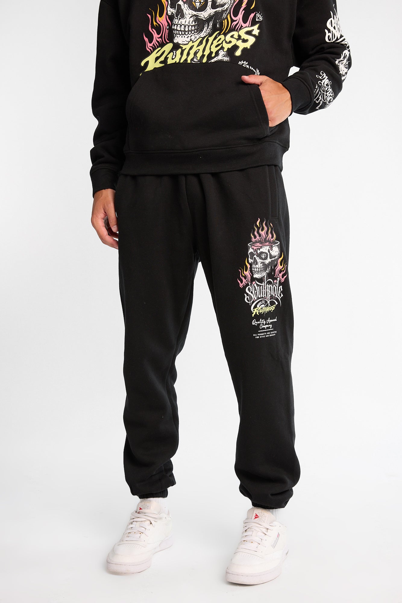 Pantalon en molleton South Pole à graphique Ruthless Skull