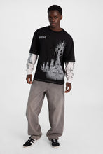 T-shirt superposé à manches longues surdimensionné à graphique mystique Arsenic thumbnail 4