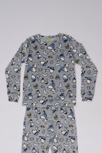 Girls' Peanuts Snoopy Moon Crescents Printed 2-Piece Pajama Top And Jogger Set thumbnail 2