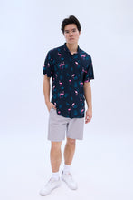Chemise de vacances à manches courtes imprimé flamant rose tropical thumbnail 4
