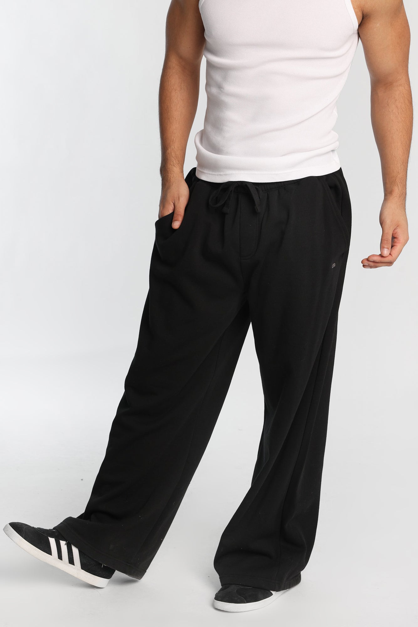 AERO Big Straight Leg Sweatpants