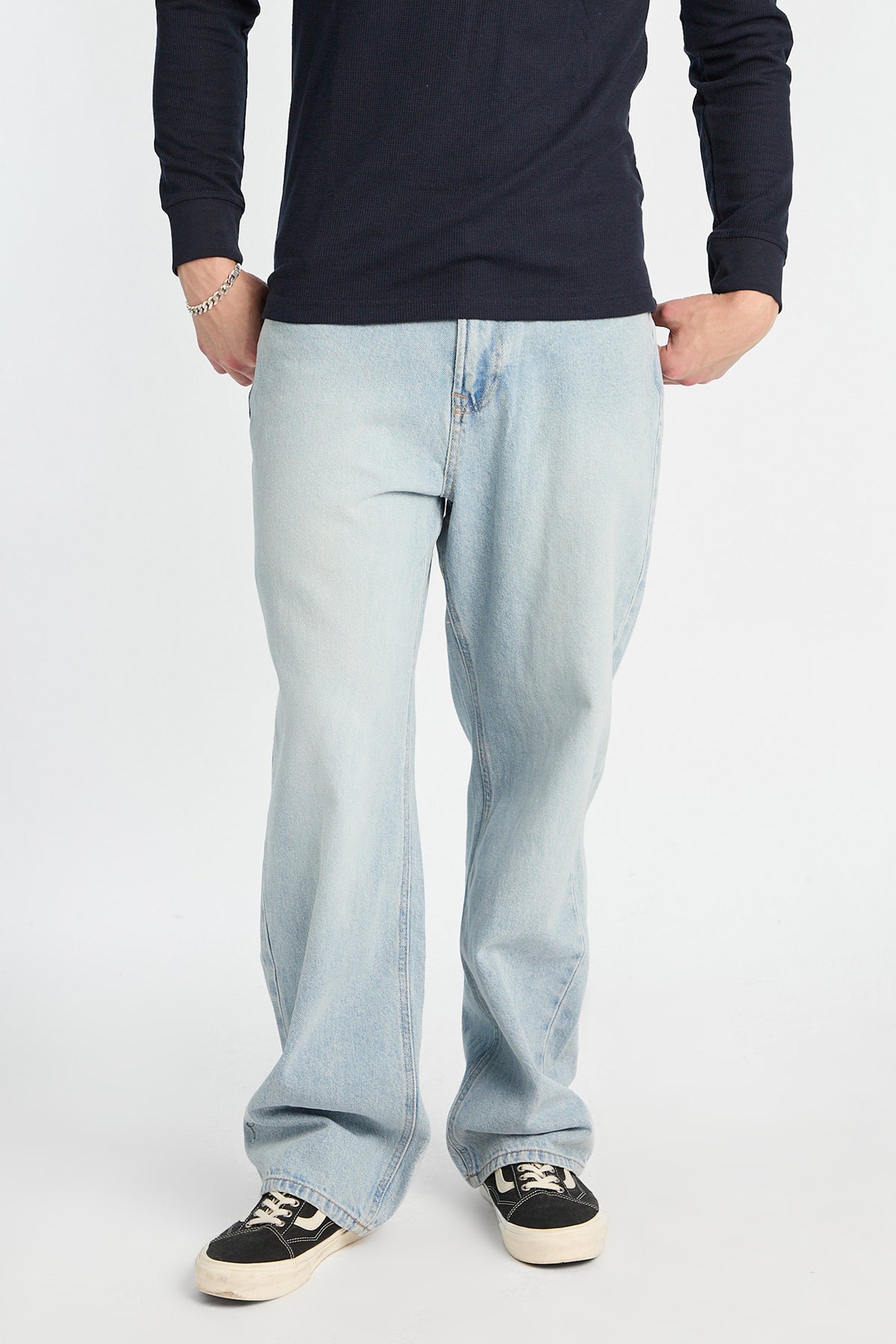 AERO Baggy Jeans