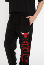Chicago Bulls Leg Print Jogger thumbnail 2