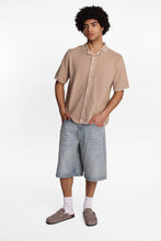 AERO Diamond Knit Short Sleeve Button-Up Shirt thumbnail 4