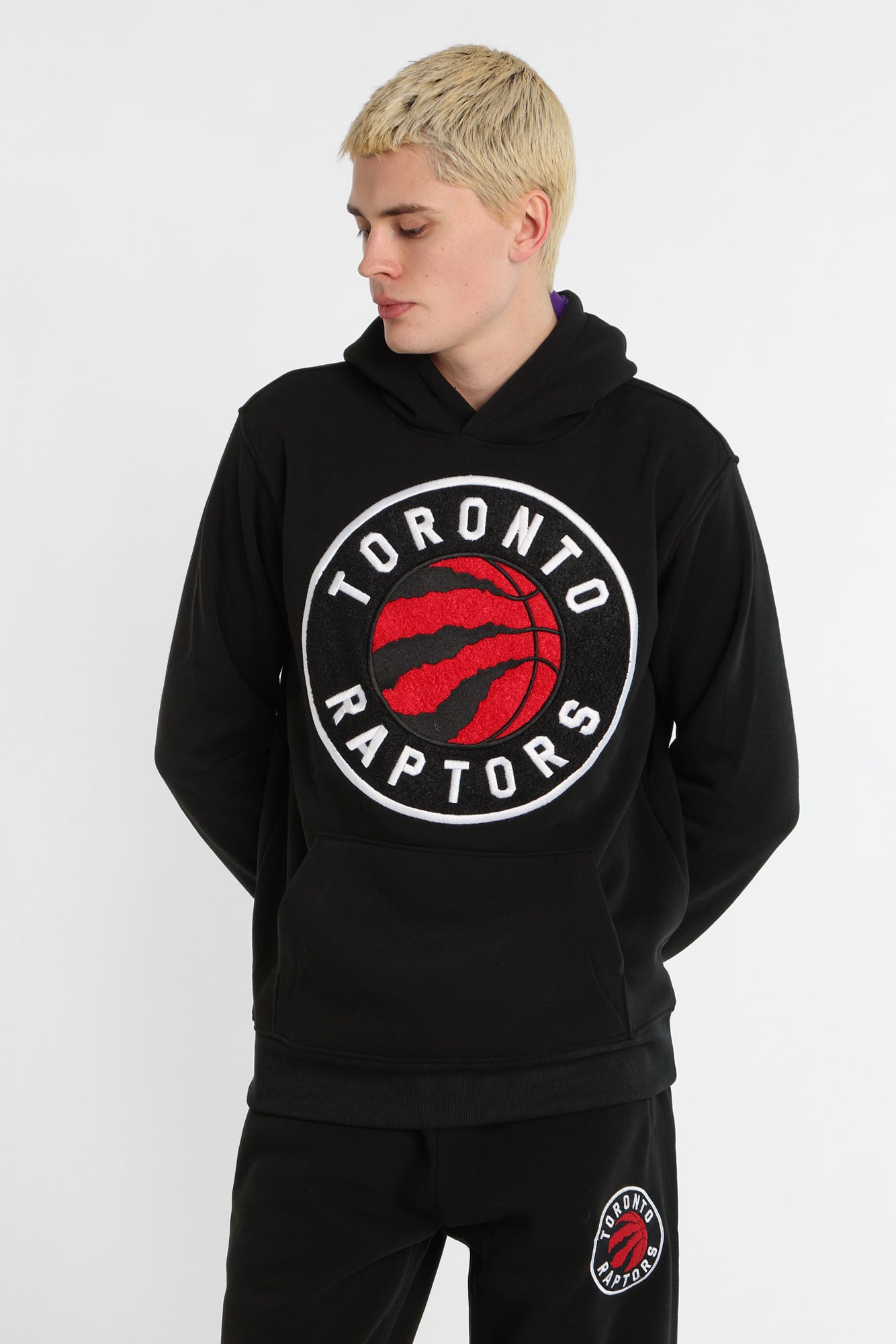 Pull a? capuchon à contraste appliqué chenille Toronto Raptors