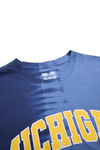 T-shirt teint noué imprimé graphique Michigan Wolverines thumbnail 2