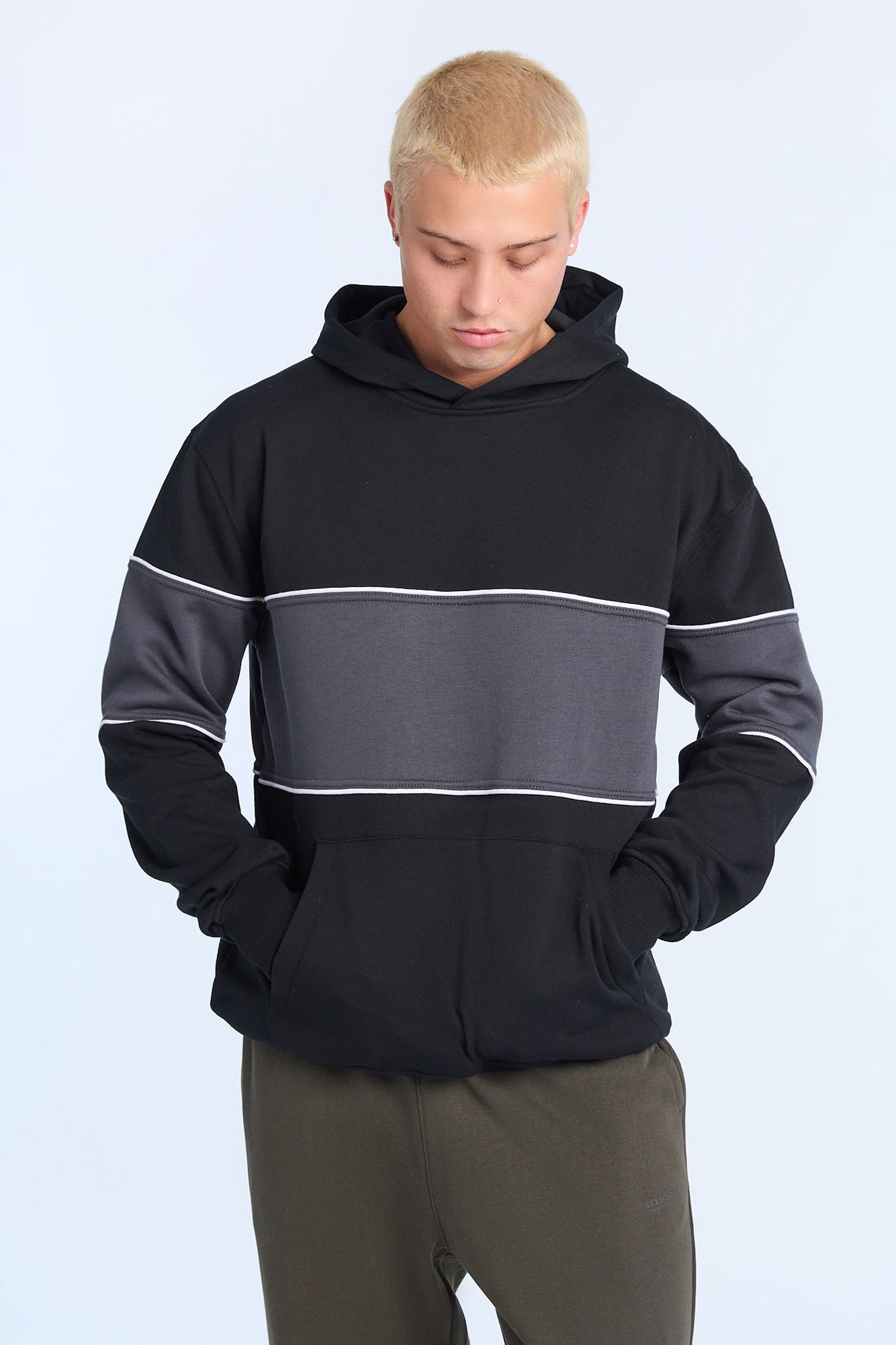 Pull à capuche bloc de couleurs AERO