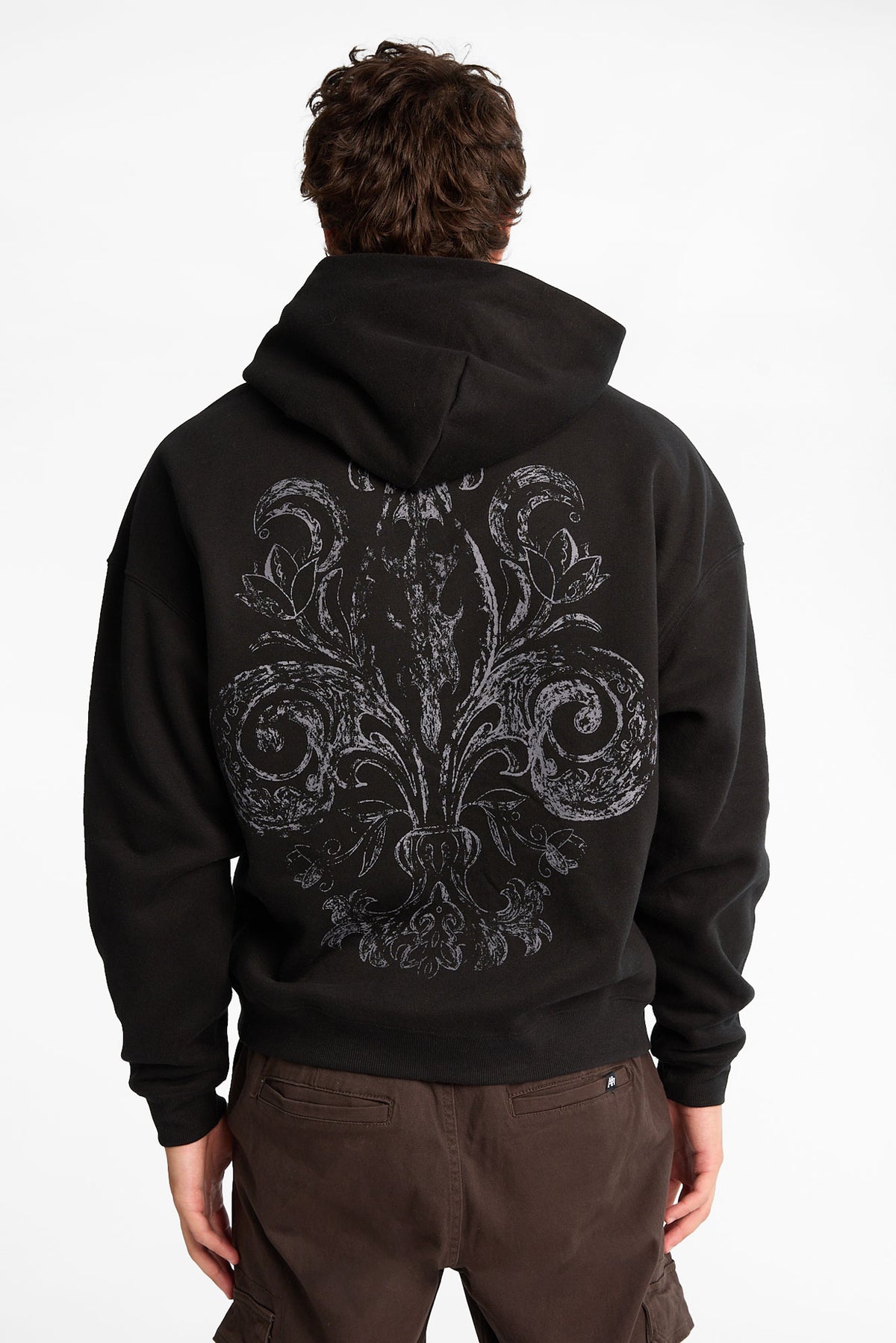 Aéropostale Gothic Graphic Cloud Soft Fleece Boxy Hoodie