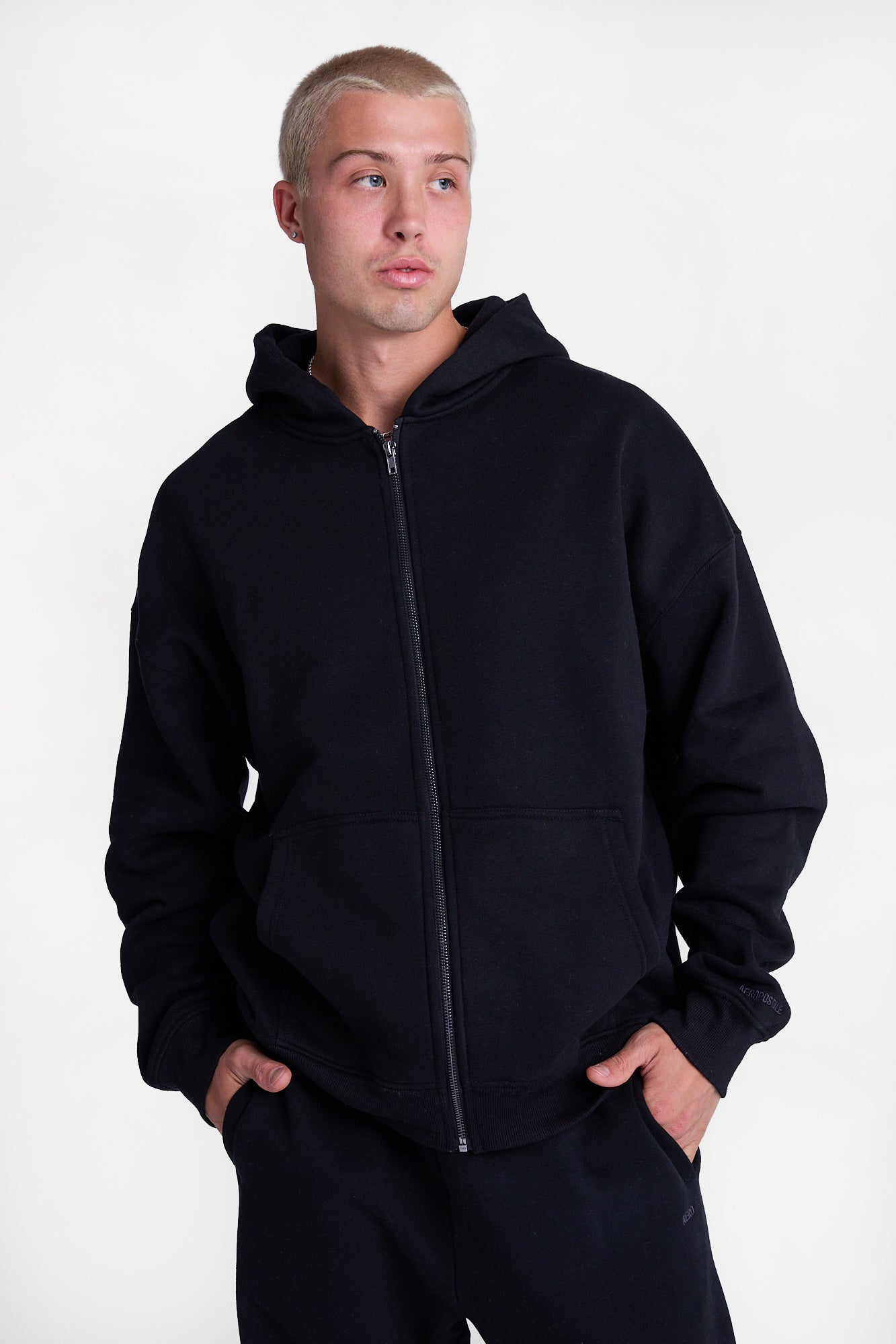 AERO Cloud Fleece Zip-Up Boxy Hoodie