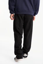Pantalon en molleton à jambe ample appliqué en Cloud Fleece AERO thumbnail 4